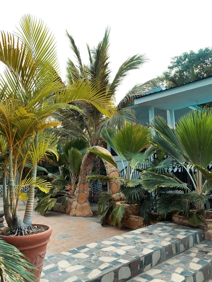 Fx72 Beach Resort Маумере Екстер'єр фото